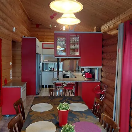 Ollinmaeki Vineyard Guest house