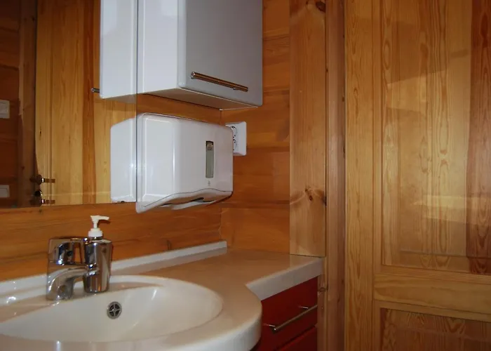 Ollinmaeki Vineyard 5*